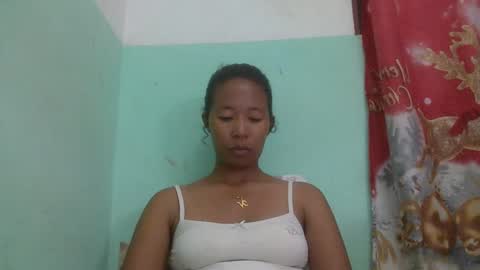 Snapshot of noellah chatting on March 1, 12:34 pm noellah online show from March 1, 12:34 pm