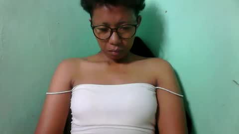 Snapshot of noellah chatting on October 2, 6:12 am noellah online show from October 2, 6:12 am