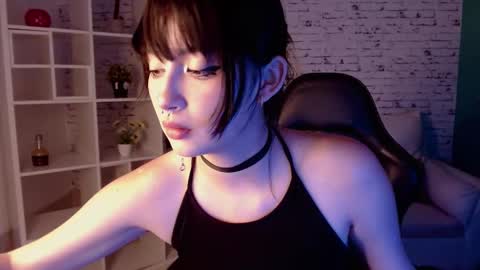 Snapshot of noeva_ chatting on September 23, 5:30 pm Noeva online show from September 23, 5:30 pm