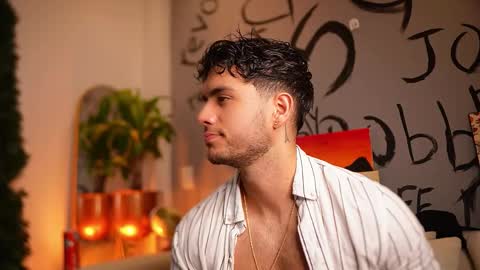 kevin online show from December 15, 11:34 pm