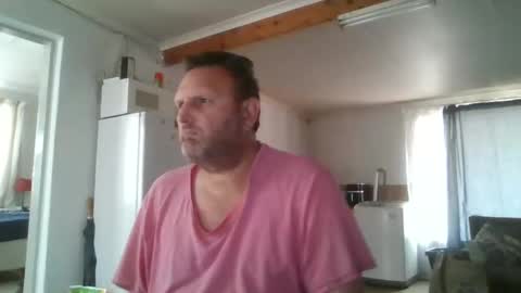 Snapshot of nollie244 chatting on September 9, 10:37 am Nollie online show from September 9, 10:37 am