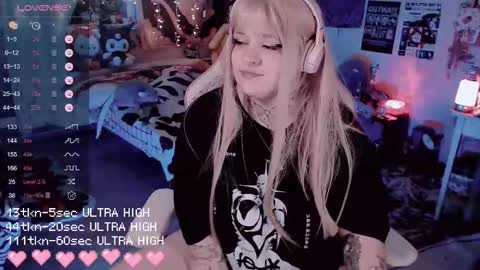 Noori online show from November 19, 8:40 pm