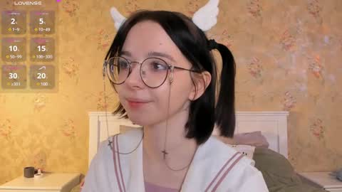 Nora Failure online show from December 19, 11:07 am