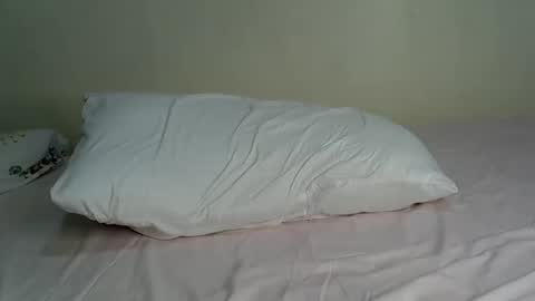 norah_pure online show from February 3, 8:57 am