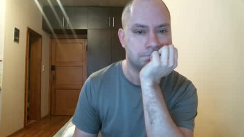 norbertopl87 online show from February 3, 6:56 am