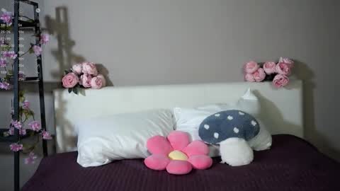 Snapshot of noreenbeckey chatting on September 20, 7:44 am Nore online show from September 20, 7:44 am