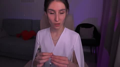 Hazel online show from December 29, 8:58 pm