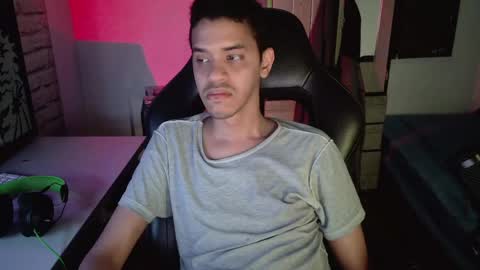 not4work online show from May 17, 3:27 am