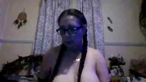 nothingbutthongs online show from November 6, 11:30 pm