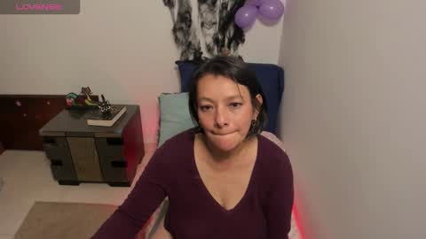 nuit_rose online show from November 2, 4:01 am