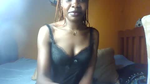 nukshypipi online show from June 24, 3:35 am