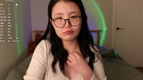 Erica online show from May 21, 2:51 am