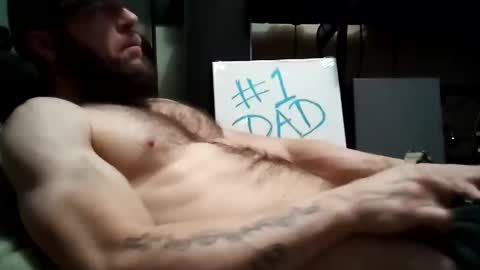 Snapshot of number1dad_ chatting on March 10, 4:07 am Awwwww Hey Sweetie Pies. Welcome To The Sweetie Pie Lounge. Enjoy The Dad-Cast. SweetCorny Fun-loving Dad Talk. online show from March 10, 4:07 am