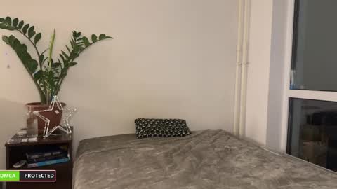 nura_foxx online show from January 18, 3:31 am