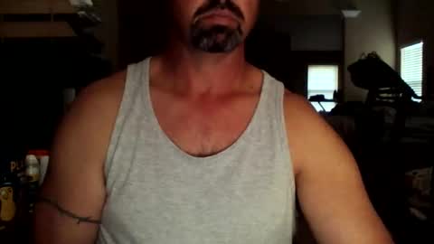 Snapshot of nvrenuff1979 chatting on September 23, 11:37 am nvrenuff1979 online show from September 23, 11:37 am