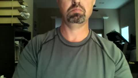 nvrenuff1979 online show from February 27, 12:42 pm