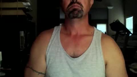 Snapshot of nvrenuff1979 chatting on September 17, 11:35 am nvrenuff1979 online show from September 17, 11:35 am
