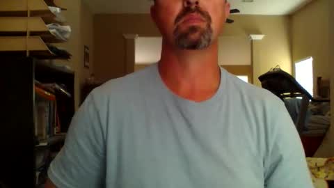 nvrenuff1979 online show from April 28, 6:45 pm