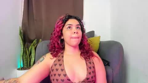 Nia online show from April 4, 4:30 am