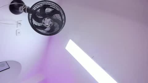 nylaa_rose online show from November 30, 9:55 pm