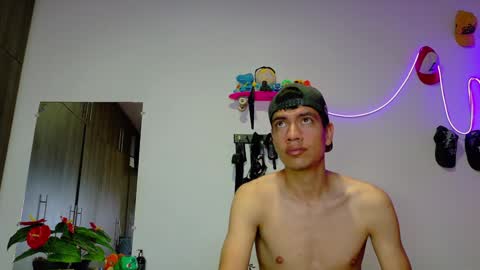 David and Steven Independents online show from February 4, 4:05 am