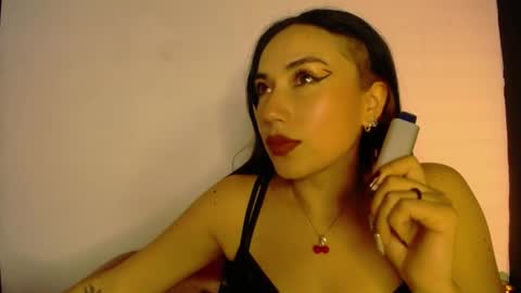Snapshot of nyx1126 chatting on February 5, 2:48 pm nyx1126 online show from February 5, 2:48 pm