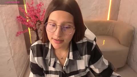 Snapshot of nyx_tamy_tx chatting on October 11, 12:54 pm Online 800 to 1400 online show from October 11, 12:54 pm
