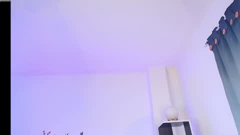 NYXHELLSQUEEN online show from February 2, 11:45 pm