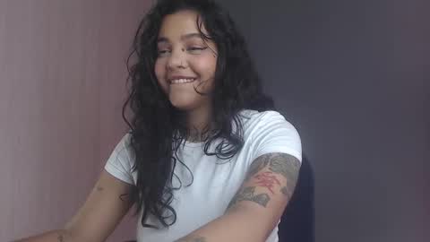 Vale online show from November 19, 8:51 pm