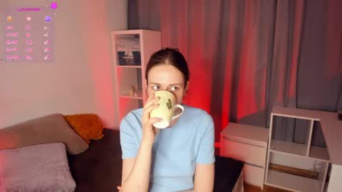 Elis online show from May 21, 3:51 pm
