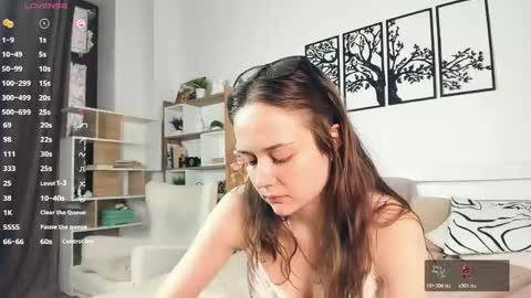 Elis online show from April 16, 8:09 pm