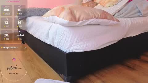 Snapshot of ocean_becker chatting on October 2, 12:37 pm Irina online show from October 2, 12:37 pm