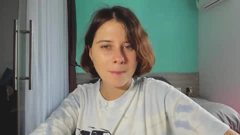 Evie online show from January 11, 8:22 am