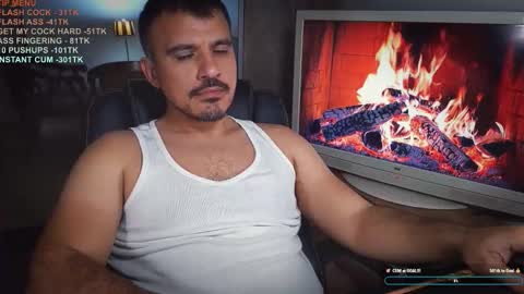 officeman7 online show from December 4, 4:17 pm