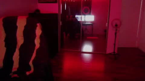 Money online show from October 24, 5:03 pm