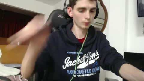 Snapshot of ofsolovicio chatting on December 5, 11:45 pm ofsolovicio online show from December 5, 11:45 pm