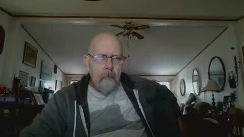 Maximus No Mo online show from November 21, 3:54 pm