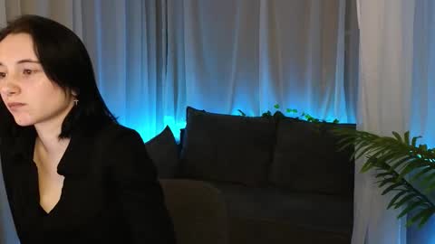 oh_kate_ online show from February 18, 2:00 am