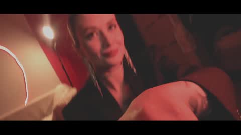 your dear Lilith Chapman online show from December 29, 3:33 am