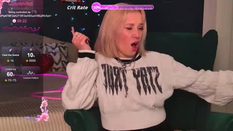 oh_my_julia online show from January 18, 9:24 pm