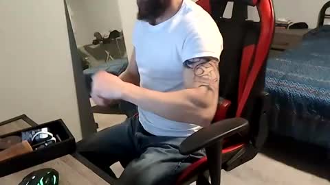 ohgeesilence online show from March 11, 10:42 pm