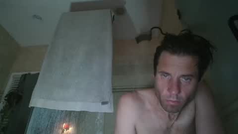 ohhthatass online show from April 11, 8:29 am