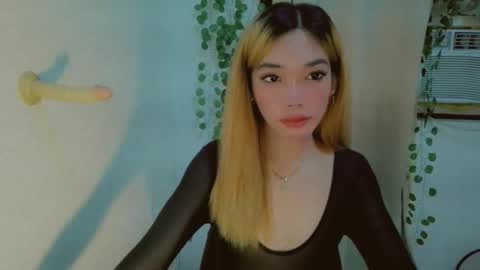 ohmyalessandraxcx online show from October 14, 4:32 pm