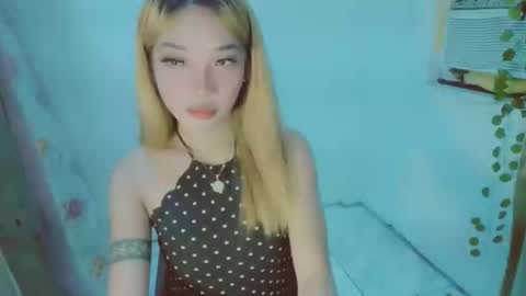 ohmyalessandraxcx online show from September 15, 4:30 pm