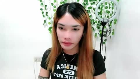 ohmyalessandraxcx online show from November 2, 6:19 pm