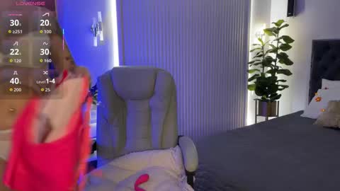 Emma online show from October 21, 1:11 am