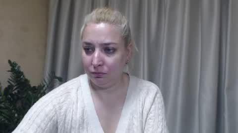 Iren online show from October 25, 8:02 am