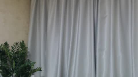 Mari online show from April 18, 7:07 pm