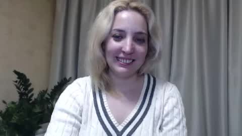 Mari online show from March 2, 7:45 pm