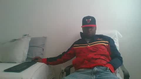 oilybbwlover online show from April 19, 2:07 pm